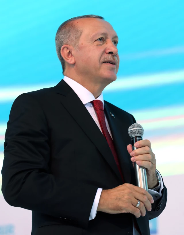 أردوغان: كشفنا مؤامراتكم ونتحداكم