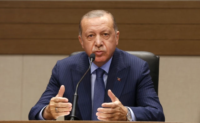أردوغان يحذّر من المستنقع الإرهابي المتنامي شرقي الفرات
