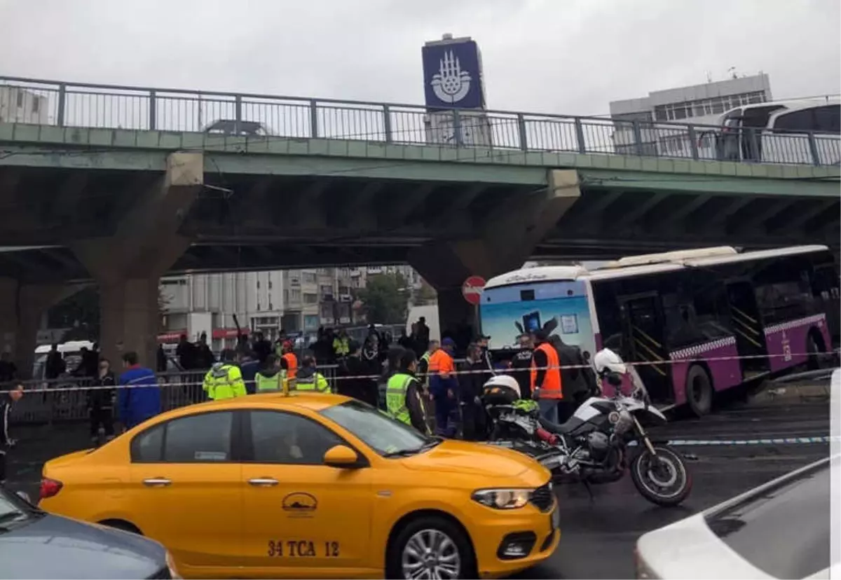 Yoldan Çıkan Otobüs Elektrik Direğine Çarptı Haberler