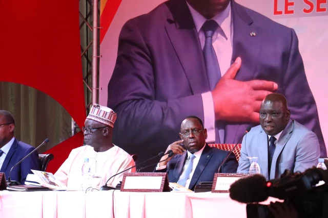 الرئيس السنغالي: على أوروبا أن تتخلى عن منع الهجرة بطريقة قمعية