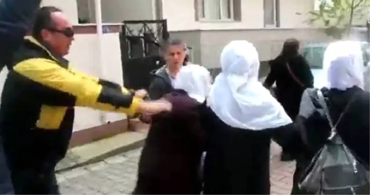 Kocaeli Valiliğinden Gebze'deki Polis Müdahalesi Açıklaması: Soruşturma Başlatıldı Kocaeli Valiliğinden Gebze'deki Polis Müdahalesi Açıklaması: Soruşturma Başlatıldı