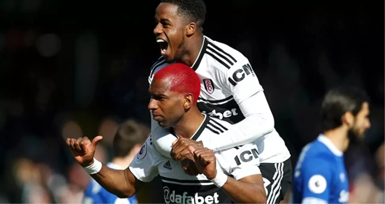 Galatasaray, Ryan Babel'e Yıllık 2,5 Milyon Euro Teklif Edecek Galatasaray, Ryan Babel'e Yıllık 2,5 Milyon Euro Teklif Edecek
