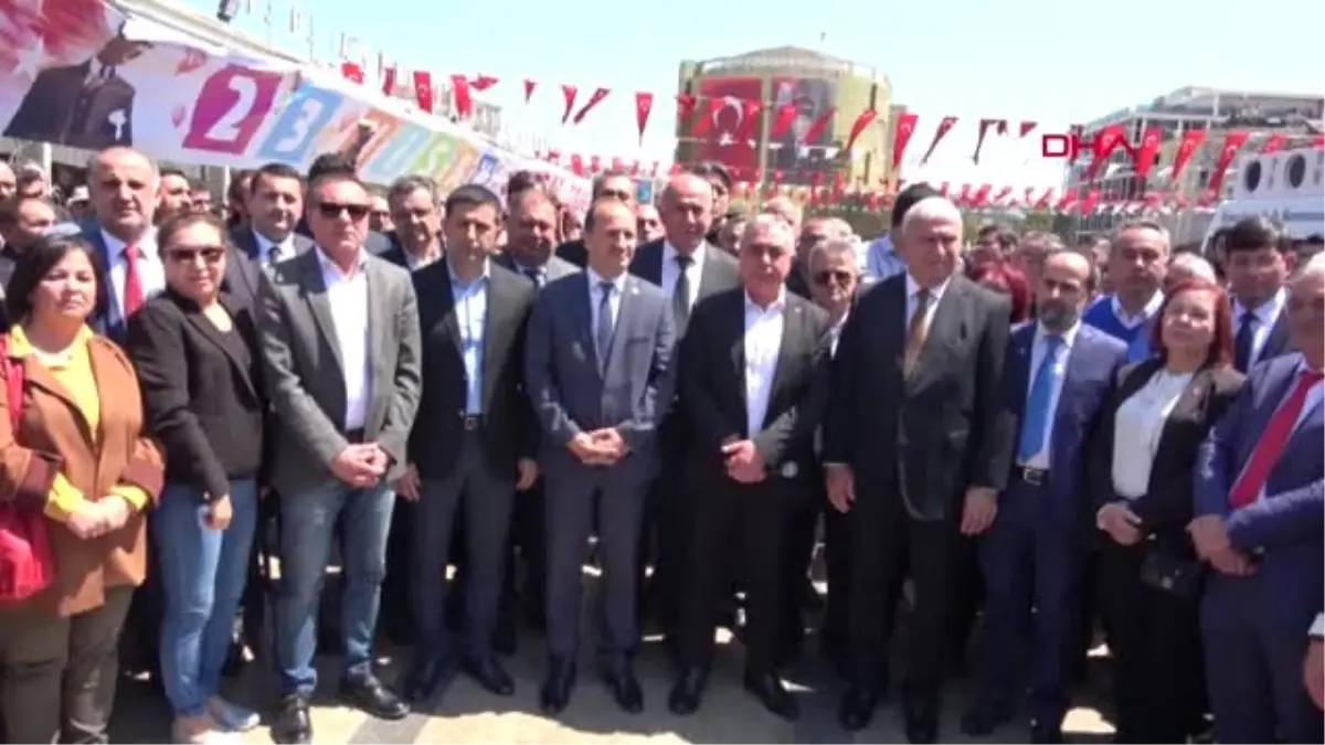 Aydın CHP ve İyi Partililer Kılıçdaroğlu'na Yapılan Saldırıyı Kınadı Aydın CHP ve İyi Partililer Kılıçdaroğlu'na Yapılan Saldırıyı Kınadı
