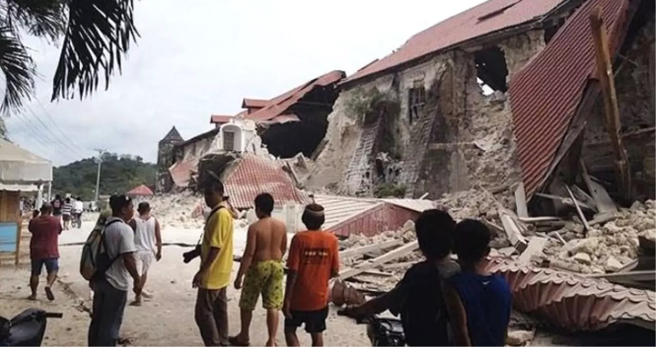 Filipinler'de 6.3 Büyüklüğünde Deprem! 6 Kişi Can Verdi Filipinler'de 6.3 Büyüklüğünde Deprem! 6 Kişi Can Verdi