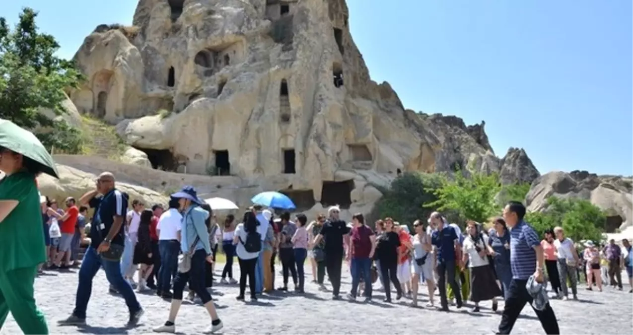 Kapadokya'da Ramazan Bayramı Doluluğu Yüzde 100'e Yaklaştı Kapadokya'da Ramazan Bayramı Doluluğu Yüzde 100'e Yaklaştı