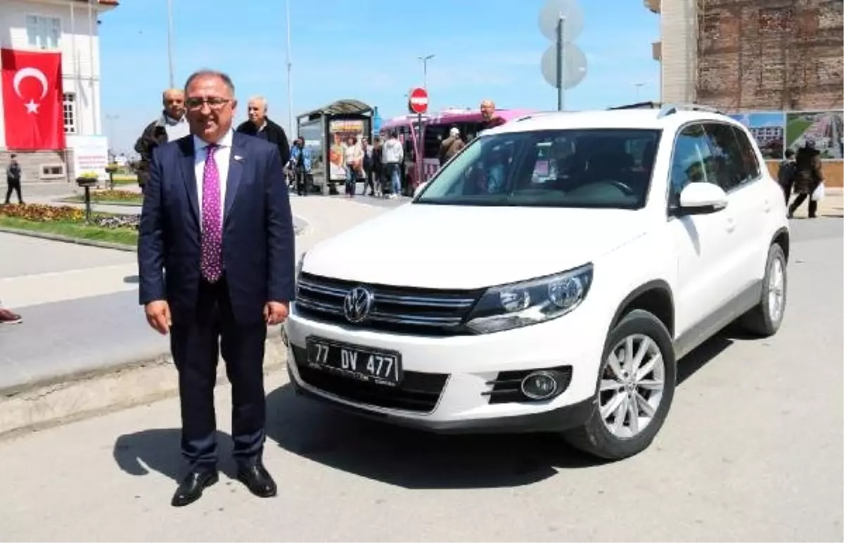 Belediye Başkanından Örnek Davranış! Makam Aracını İade Etti Belediye Başkanından Örnek Davranış! Makam Aracını İade Etti