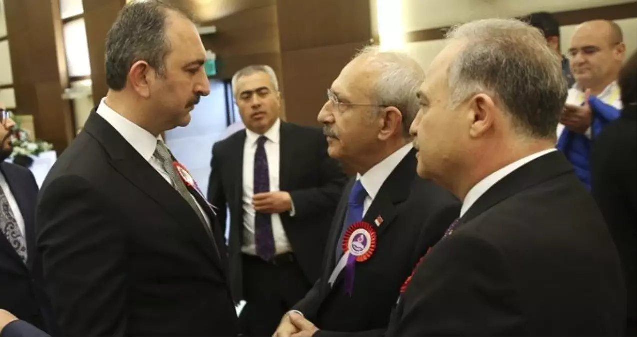 Akar, Gül, Gök ve Kılıçdaroğlu Arasında Dikkat Çeken Saldırı Sohbeti Akar, Gül, Gök ve Kılıçdaroğlu Arasında Dikkat Çeken Saldırı Sohbeti