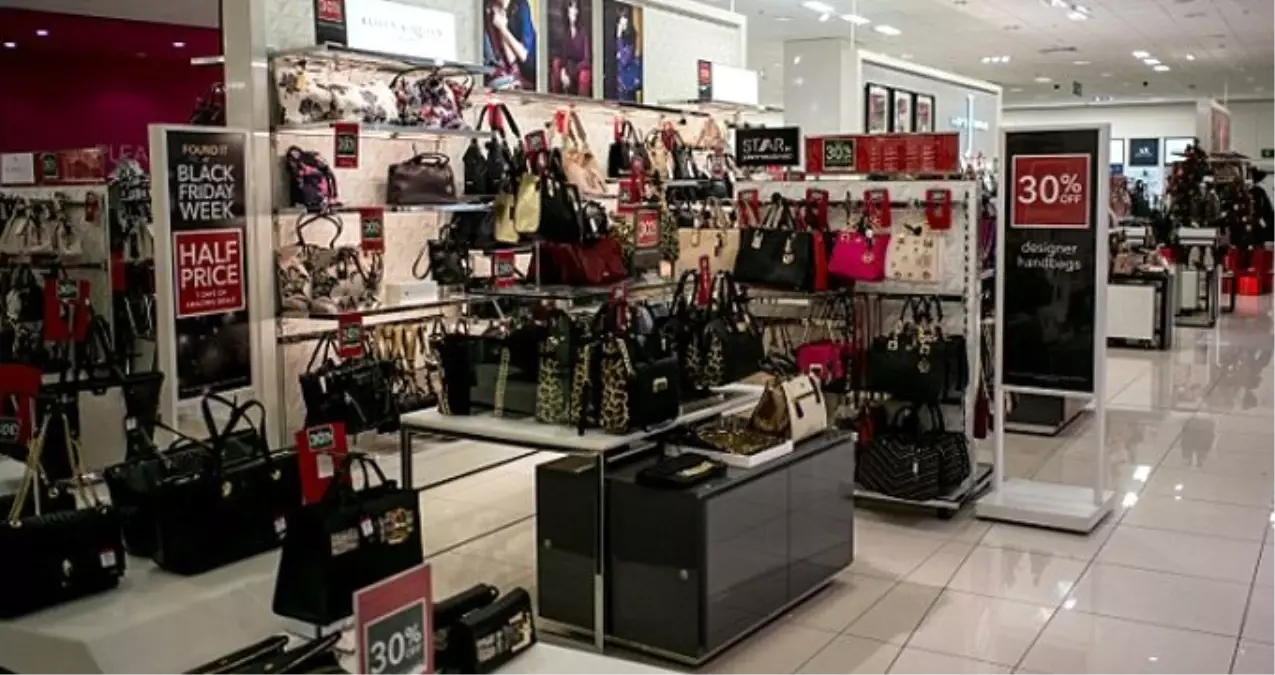 İngiliz Perakende Devi Debenhams 22 Mağazasını Kapatacak İngiliz Perakende Devi Debenhams 22 Mağazasını Kapatacak
