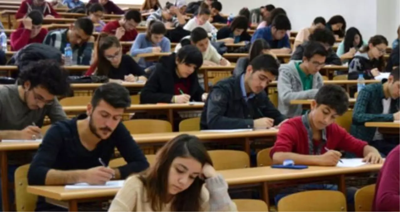 Üniversitede Deri Mühendisliği Seçenlere Asgari Ücret Tutarında Burs Verilecek Üniversitede Deri Mühendisliği Seçenlere Asgari Ücret Tutarında Burs Verilecek