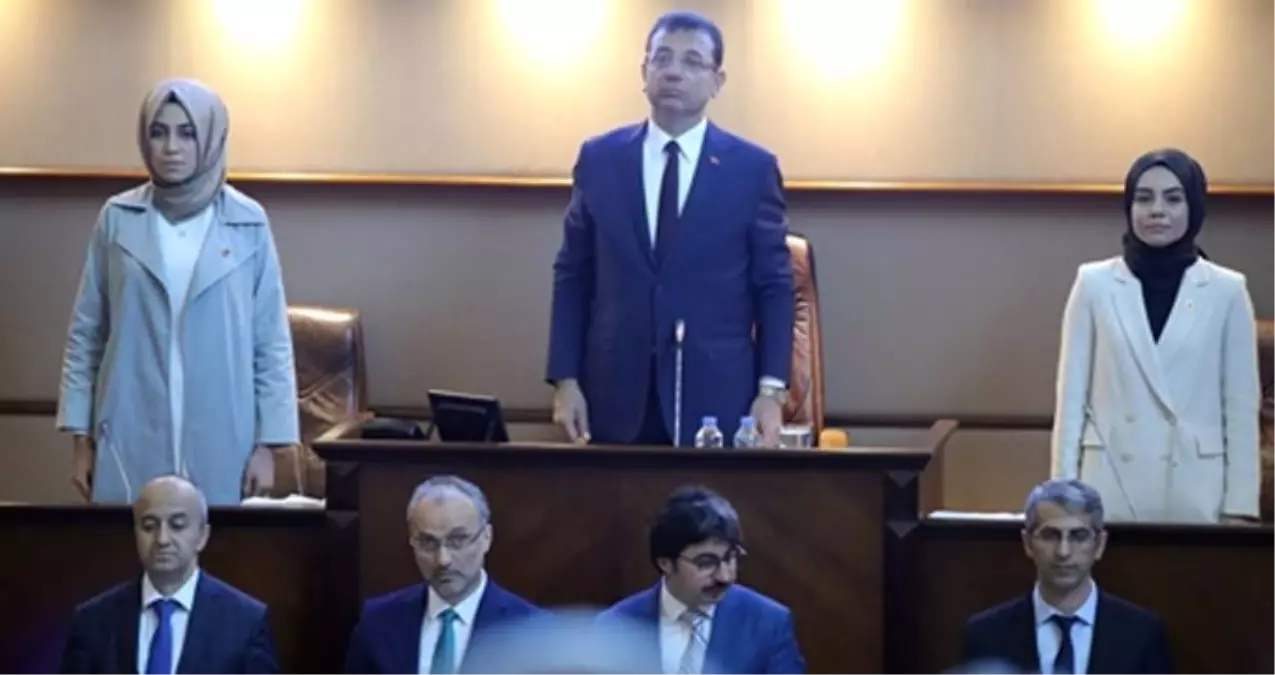 Öğrenci Akbil'ine Yapılan İndirimin Ardından İmamoğlu'ndan İlk Açıklama: 18 Günlük İcraatımızdır Öğrenci Akbil'ine Yapılan İndirimin Ardından İmamoğlu'ndan İlk Açıklama: 18 Günlük İcraatımızdır