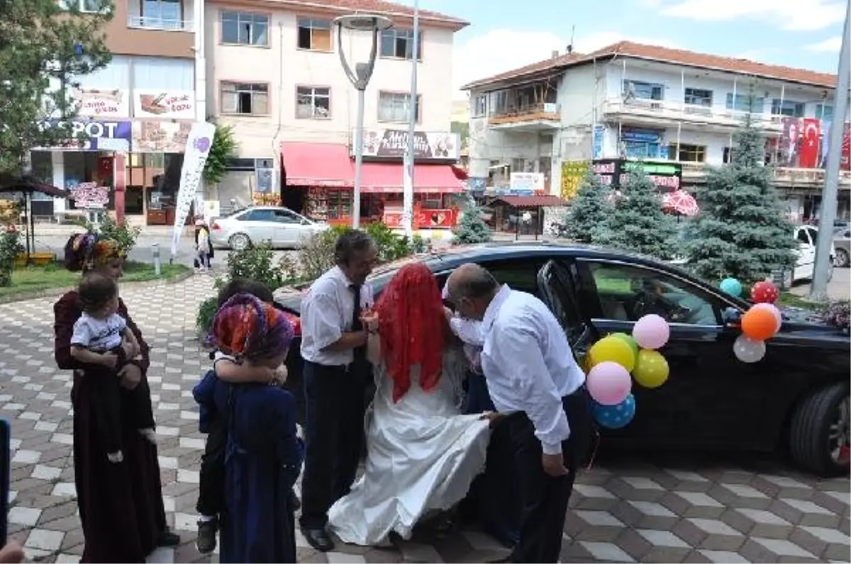 Zihinsel engelli Mehtap ın gelinlik hayali gerçek oldu Haberler