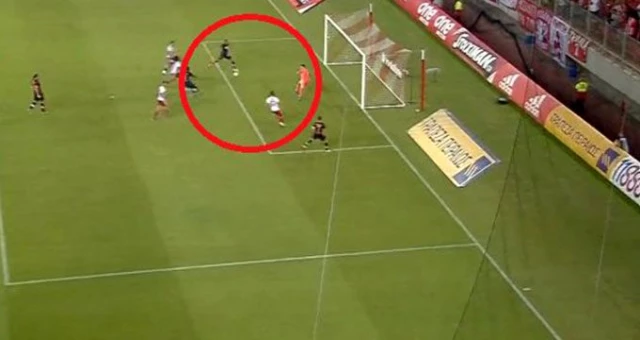 Robinho, Olympiakos maçında kaçırdığı golle yok artık dedirtti!