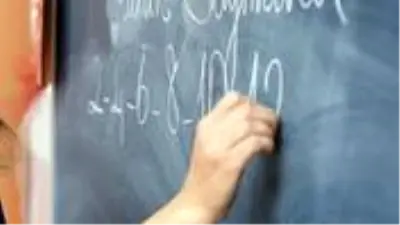 Milli Eğitim Bakanı Selçuk'tan öğretmenlere ek ders ücreti müjdesi Milli Eğitim Bakanı Selçuk'tan öğretmenlere ek ders ücreti müjdesi
