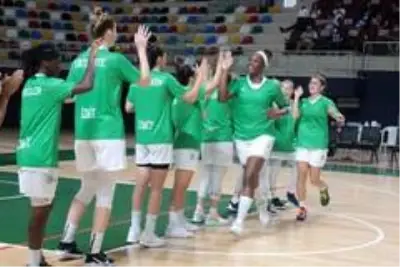 Kadınlar Basketbol Süper Ligi: İzmit Belediyespor: 103 Birevim Elazığ İl Özel İdare: 64 Kadınlar Basketbol Süper Ligi: İzmit Belediyespor: 103 Birevim Elazığ İl Özel İdare: 64