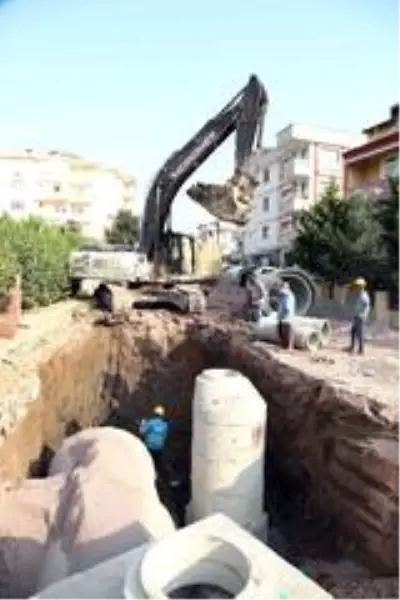 Körfez ilçesinde altyapı ve üstyapı çalışmaları sürüyor Körfez ilçesinde altyapı ve üstyapı çalışmaları sürüyor