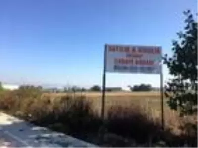İki otomotiv devi fabrika kuracağını duyurdu! Bölgede arsa fiyatları yüzde 50 arttı İki otomotiv devi fabrika kuracağını duyurdu! Bölgede arsa fiyatları yüzde 50 arttı