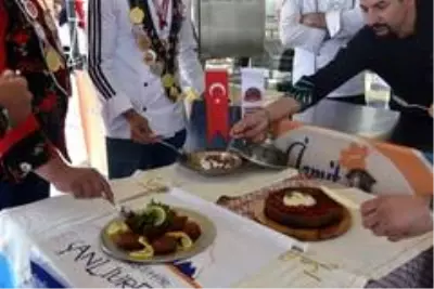 Gastro İzmit hız kesmeden devam ediyor Gastro İzmit hız kesmeden devam ediyor