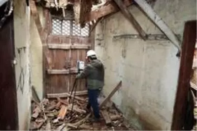 Hulusi Kentmen'in evi İzmit'e kazandırılıyor Hulusi Kentmen'in evi İzmit'e kazandırılıyor