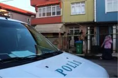 Yaşlı kadının başına gelenler, tüyler ürpertti: Kahvesine uyuşturucu hap koyup, zorla ilişkiye girdiler Yaşlı kadının başına gelenler, tüyler ürpertti: Kahvesine uyuşturucu hap koyup, zorla ilişkiye girdiler