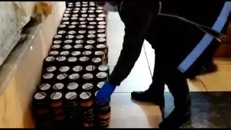 Kocaeli'de 1 ton 70 kilo kaçak nargile tütünü ele geçirildi Kocaeli'de 1 ton 70 kilo kaçak nargile tütünü ele geçirildi