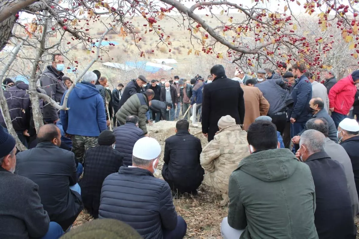 Tunceli De Trafik Kazas Nda Hayat N Kaybeden G Venlik Korucusu