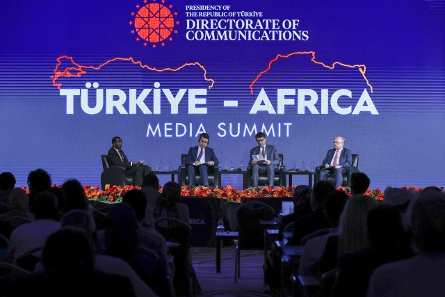 إسطنبول.. استمرار فعاليات القمة التركية الأفريقية للإعلام