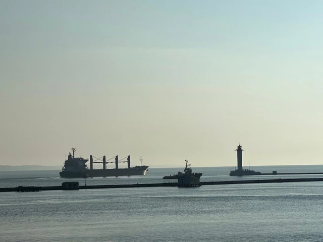 الدفاع التركية: 3 سفن محملة بالذرة تغادر أوكرانيا