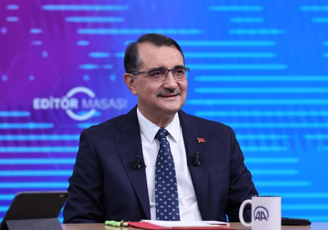 وزير تركي: أنشطة التنقيب شرق المتوسط تُستكمل في غضون شهرين