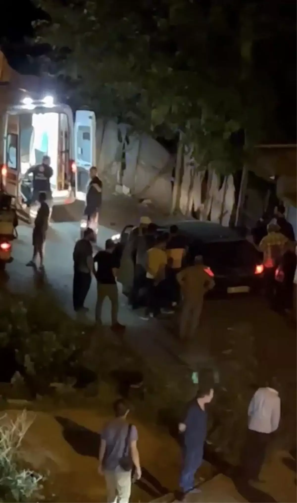 Son dakika haberleri Ataşehir de hareketli gece Silahla vurulan