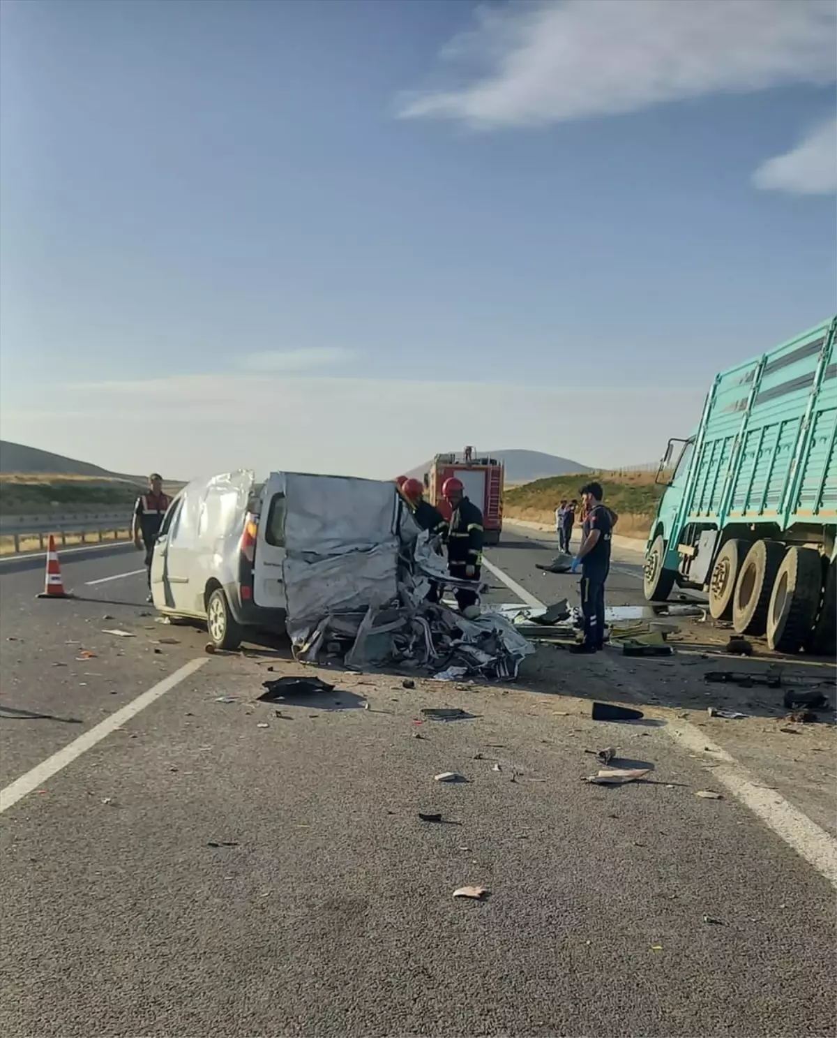 Nev Ehir De Kamyona Arkadan Arpan Ara Ta Ki I Hayat N Kaybetti