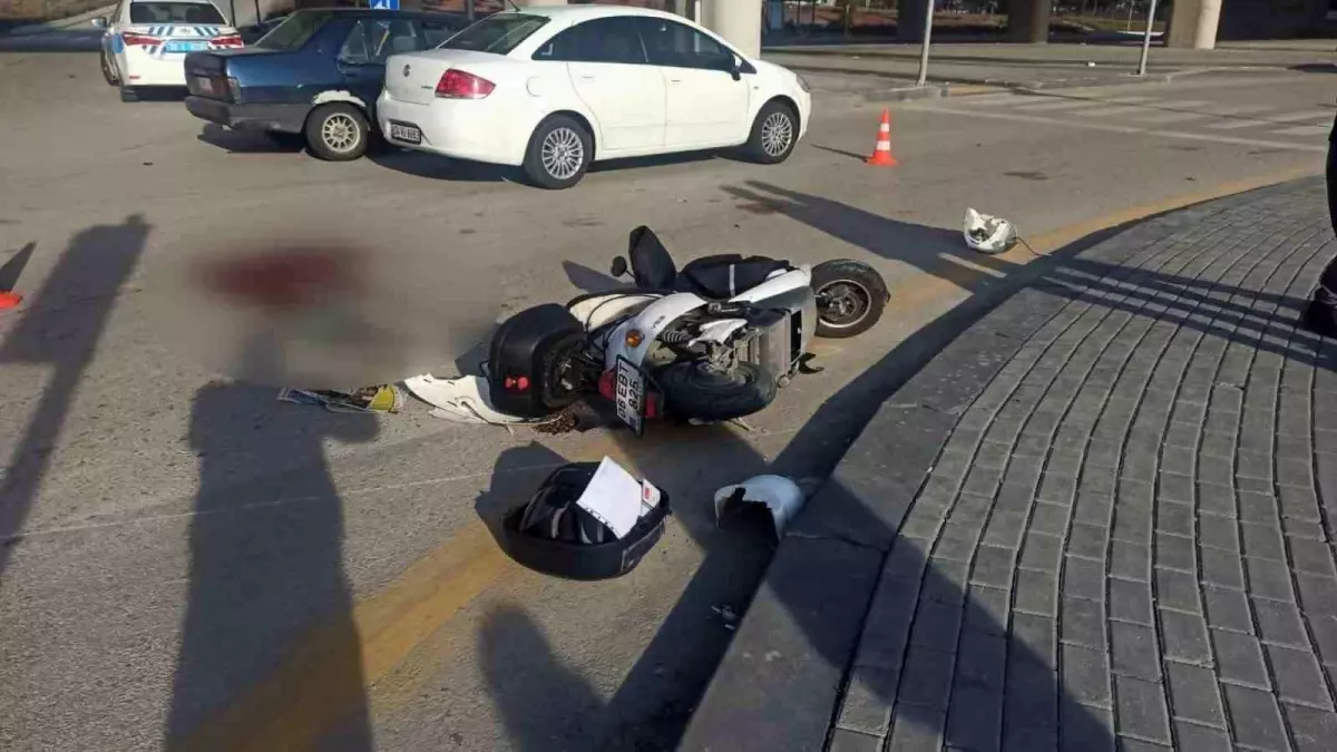 Ankara Da Hafif Ticari Ara Ile Motosiklet Arp Mas Motokurye