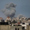 اقتحام 'الشفاء' بغزة.. إسرائيل تدمر وتحرق منازل وتحتجز جرحى