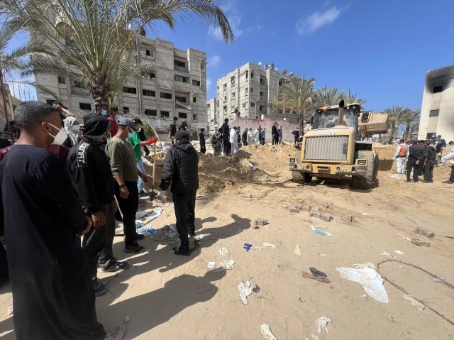 На юге Газы обнаружено массовое захоронение палестинцев