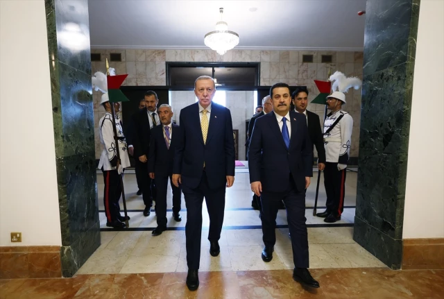 بغداد.. الرئيس أردوغان يلتقي رئيس الوزراء العراقي
