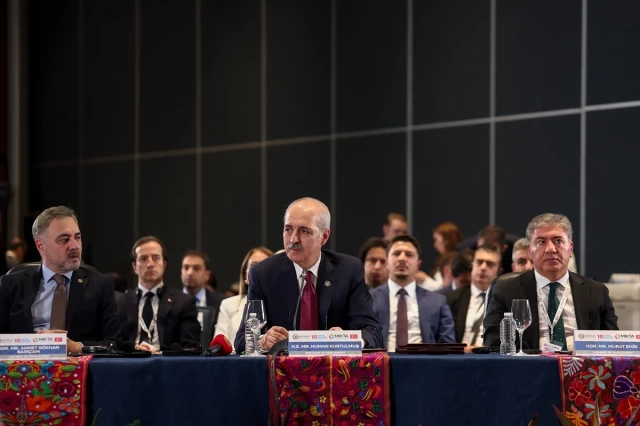 رئيس البرلمان التركي يدعو إسرائيل للتخلي عن 
