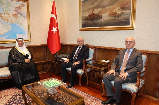 وزير الدفاع التركي يستقبل نائب نظيره السعودي