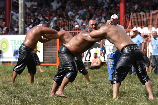 852 wrestlers will participate in the 663rd Historical Kırkpınar Oil Wrestling.