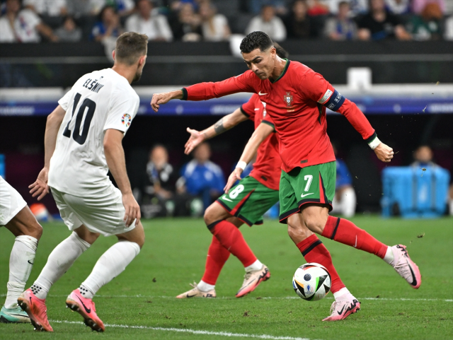 Portugal defeats Slovenia 3-0 in penalties, becomes France's opponent in the quarter-finals