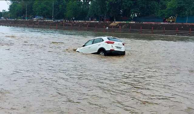 Red alert issued! Death toll rises to 78 in flood disaster in India