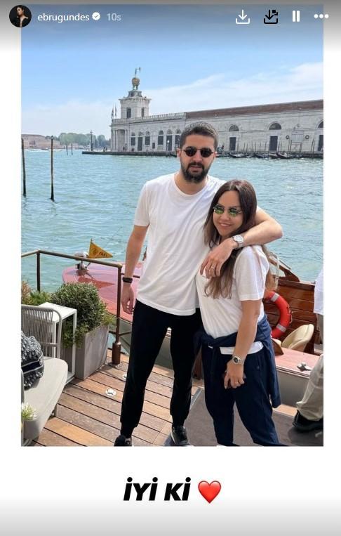 Denial with photos from Ebru Gündeş, who is rumored to be getting divorced