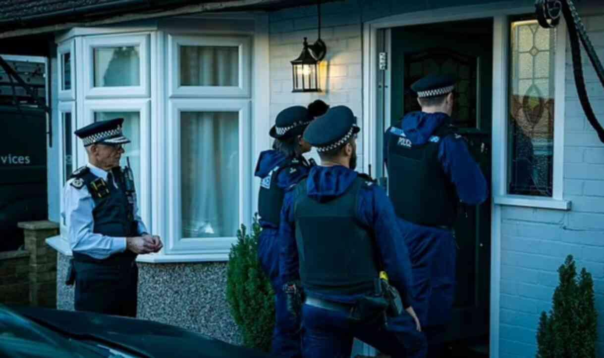 Police in the UK have started to arrest individuals involved in acts of violence through dawn raids