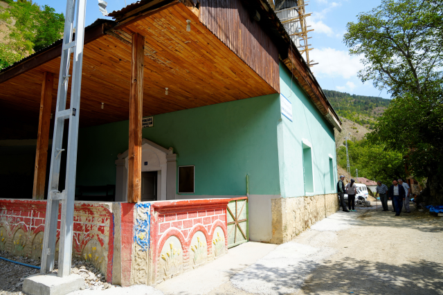 The construction of the mosque is unfinished, the congregation performs prayers in the historic church