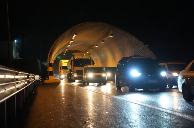 Bolu Mountain Tunnel, Ankara-Istanbul direction is open