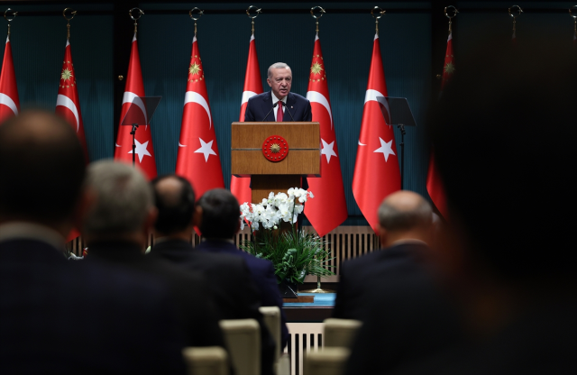 Critical summit at the Presidential Complex! President Erdogan met with President of the Constitutional Court Özkaya