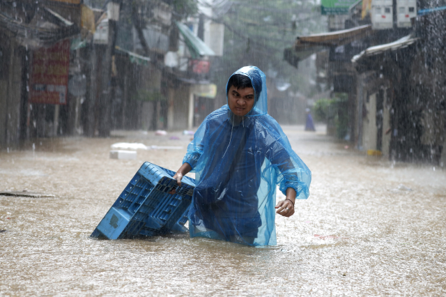 Death toll reaches 254 in Typhoon Yagi that hit Vietnam