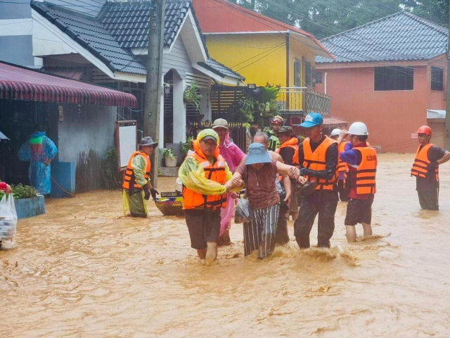 Death toll reaches 254 in Typhoon Yagi that hit Vietnam