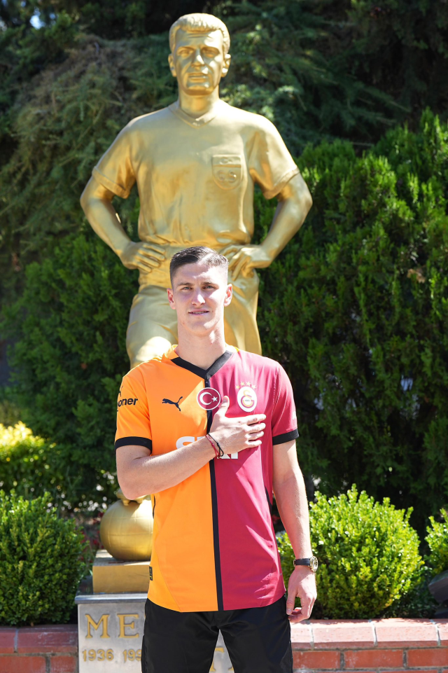 Galatasaray's new transfer Roland Sallai makes history before stepping onto the field