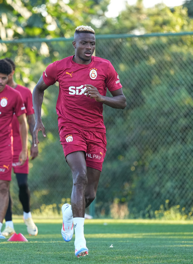 Galatasaray's new transfer Roland Sallai makes history before stepping onto the field