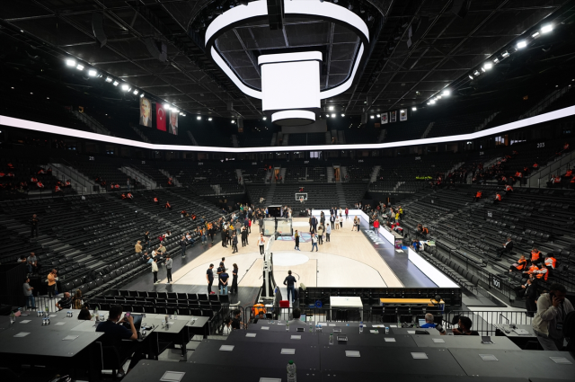 Fenerbahçe Opet is the champion in the FIBA Women's Super Cup