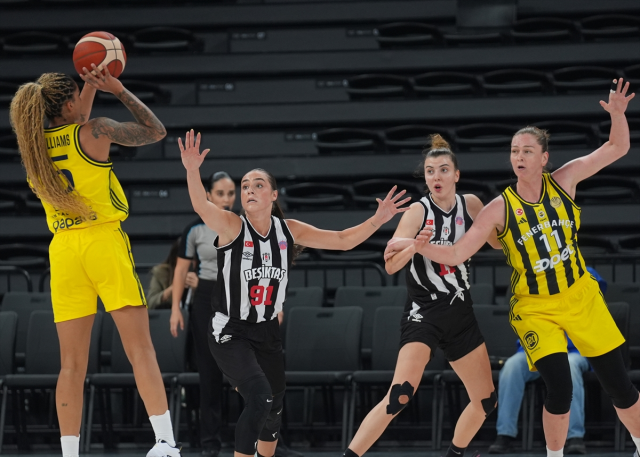 Fenerbahçe Opet is the champion in the FIBA Women's Super Cup